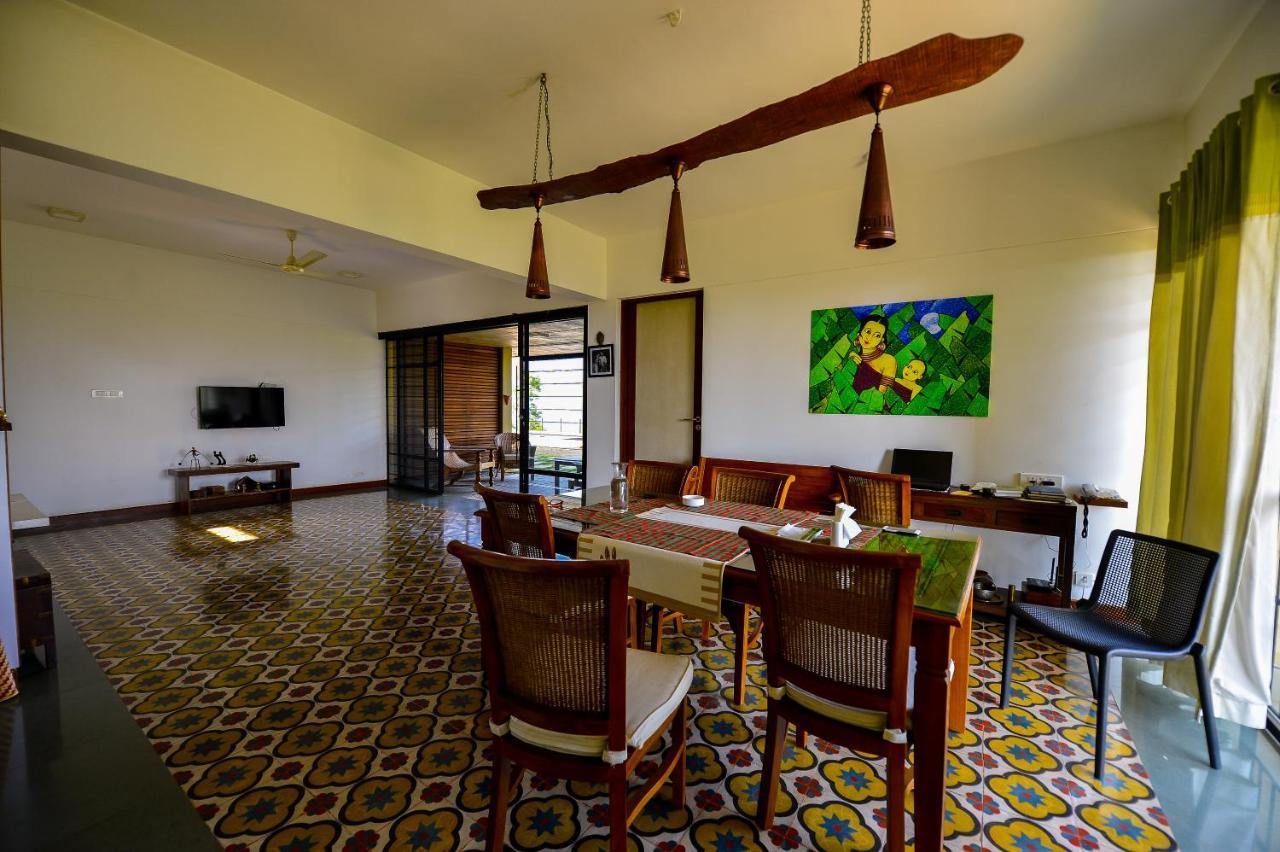 Homestay Namaha Meppādi Exterior photo